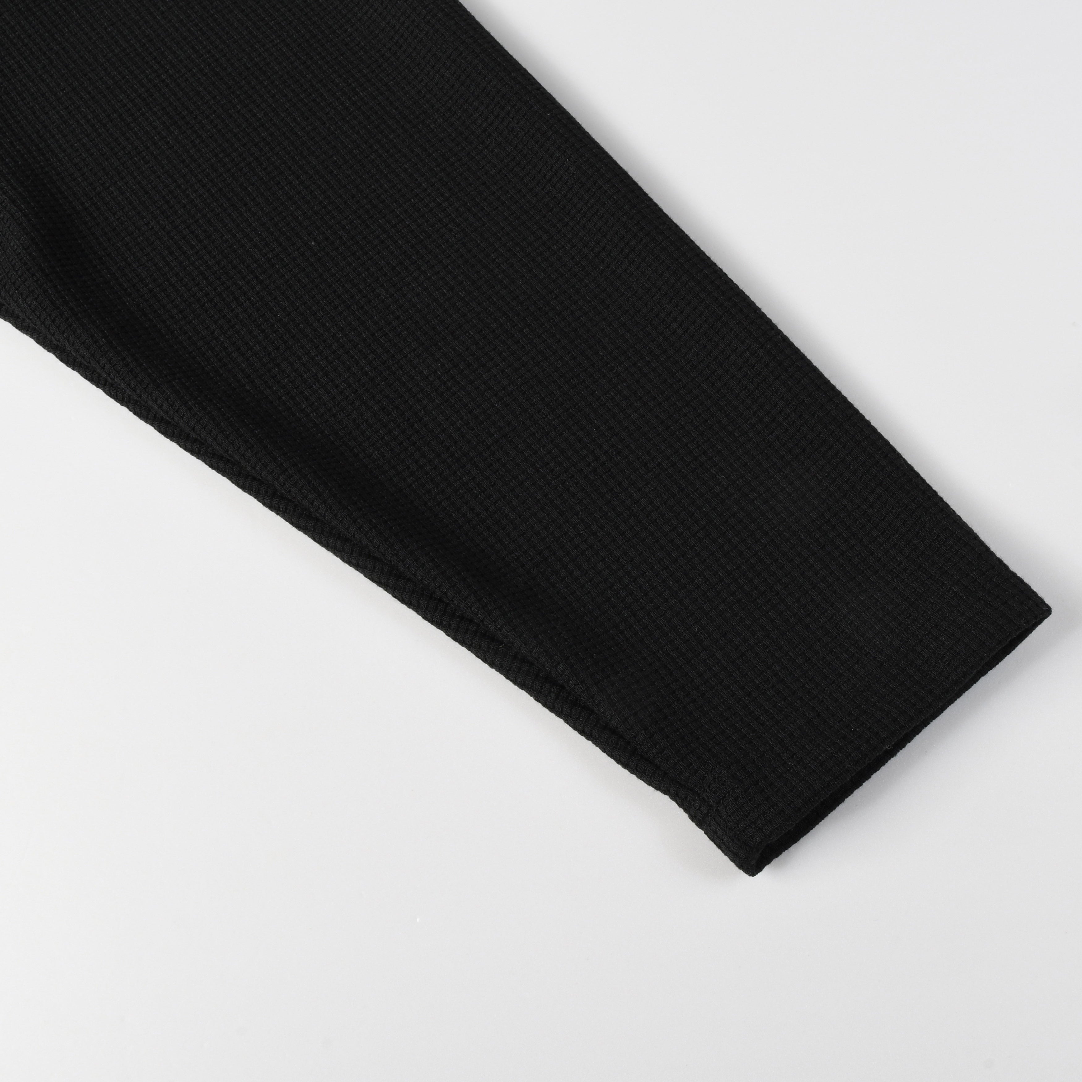 Vintage Varsity Longsleeve – Black